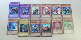 250+ carte yu gi oh vario stato di conservazione
