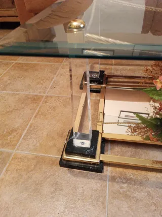 Mesa baja salón estilo clásico