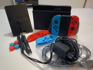 Nintendo Switch Azul y Rojo con Accesorios 