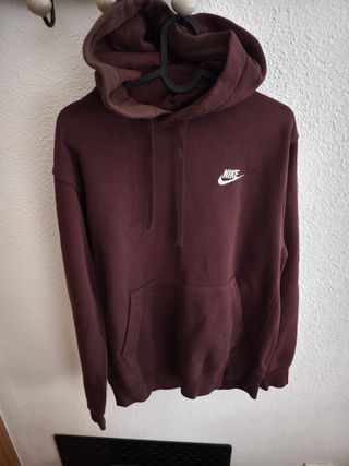 Chaqueta varsity viral