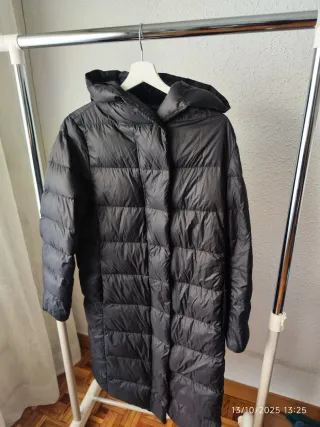Abrigo plumas Mujer talla L negro. 
