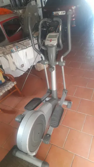 Elíptica gris