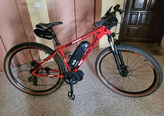 Bicicleta Eléctrica Racer Roja