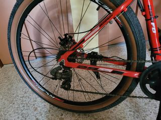 Bicicleta Eléctrica Racer Roja