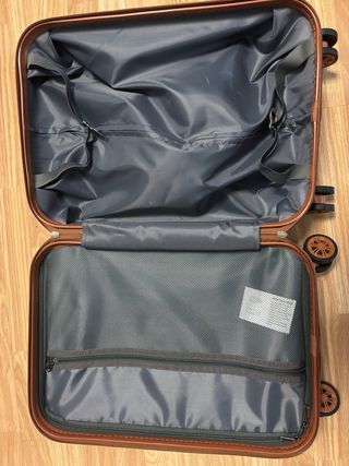 Maleta de viaje nueva