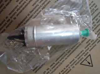 Bomba de combustible universal