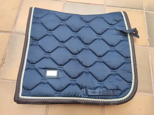 Mantilla Equestrian Stockholm