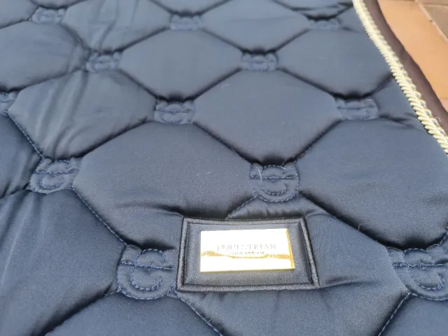 Mantilla Equestrian Stockholm