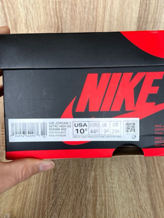 Jordan 1 Retro High OG Hyper Royal 44,5