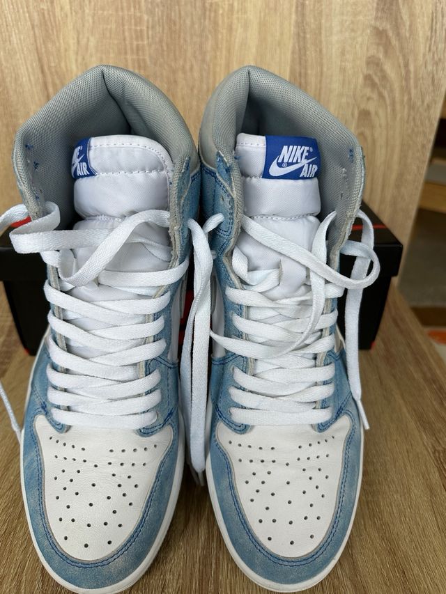 Jordan 1 Retro High OG Hyper Royal 44,5