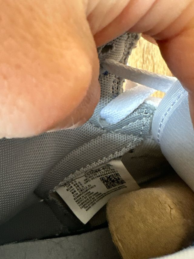 Jordan 1 Retro High OG Hyper Royal 44,5