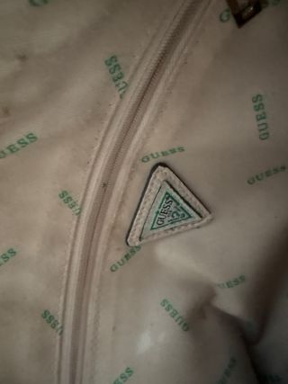 Bolso y cartera Guess rosa claro