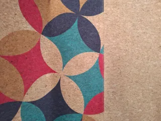 Mochila de corcho con cuerdas