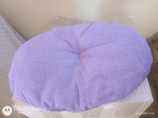 Cuscino rotondo viola