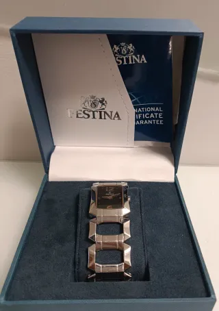 Reloj Festina Mujer Negro y Plateado