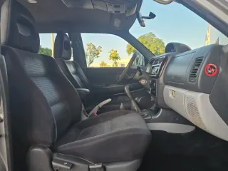 Mitsubishi Montero 2003