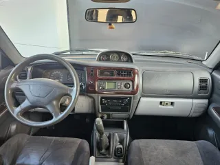 Mitsubishi Montero 2003