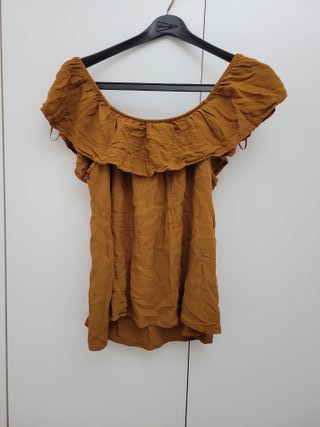Camiseta camel volantes talla M