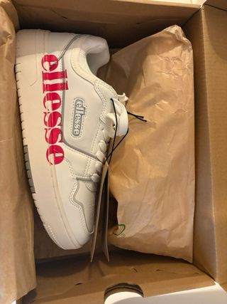 Scarpe da ginnastica Ellesse bianche e rosa