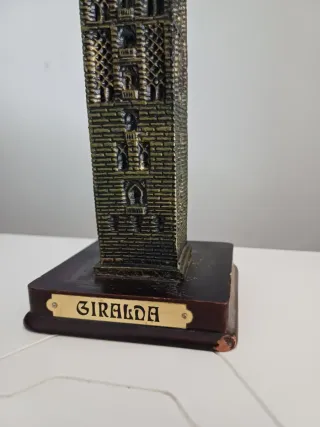 Figura La Giralda
