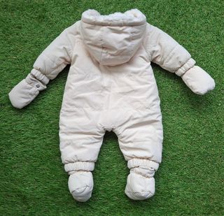 Buzo de nieve Zara para bebé