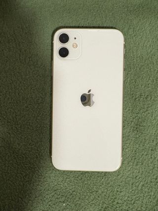 iPhone 11 bianco 128 GB 81%