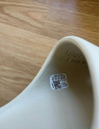 Adidas Yeezy Slide Bone