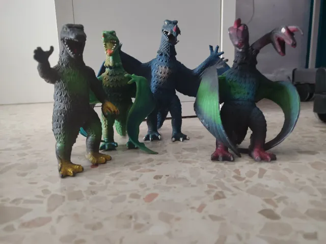 Antiguos Monstruos tipo Godzilla