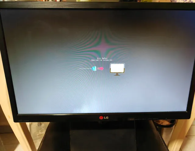 Monitor LG FLATRON 22EN33S - B 21,5"