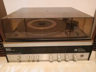 Tocadiscos Betton EF-225 Amplificador