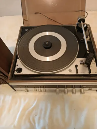 Tocadiscos Betton EF-225 Amplificador
