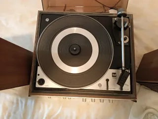 Tocadiscos Betton EF-225 Amplificador