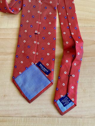Corbata Hackett