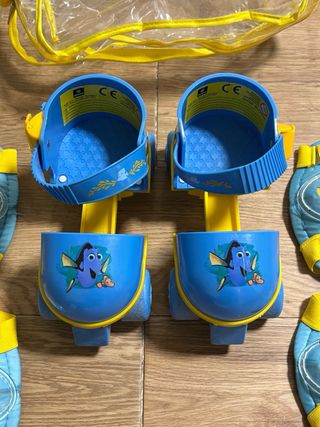 Patines y protecciones Dory Nemo niño