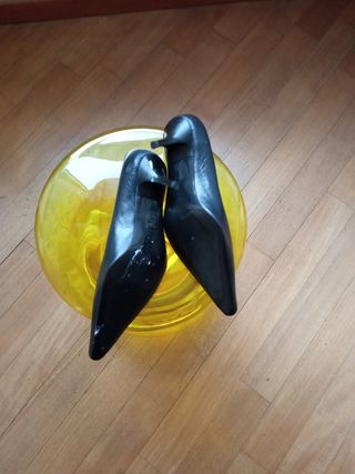 Eleganti scarpe donna con tacco  nere