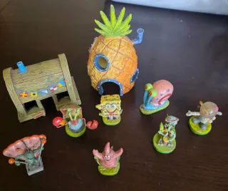Figuras acuario Bob Esponja 