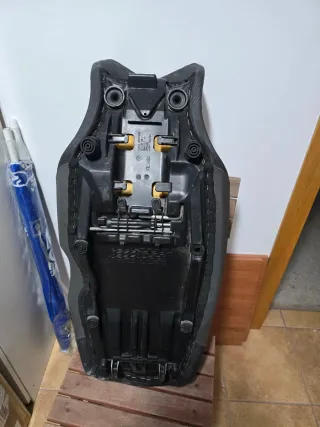 Asiento confort BMW F800 GS, original.