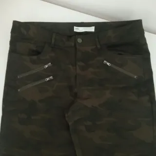 Pantalones camuflaje Zara