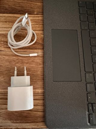 iPad Pro 12.9 di sesta generazione+Apple Pencil+custodia Logitech