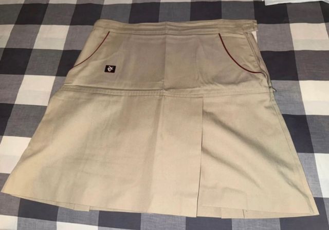 Uniforme Colegio Valle del Miro , nuevo y usado