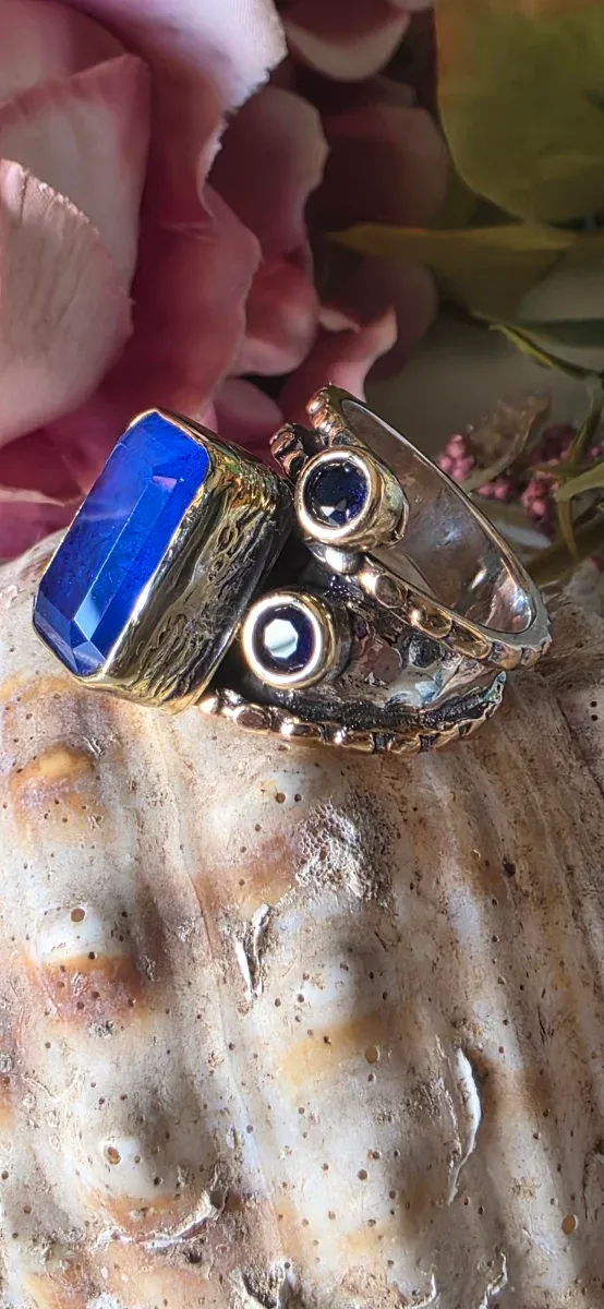 Anillo Sultán Zafiro Azul 
