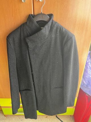 Abrigo tres cuartos pull and bear