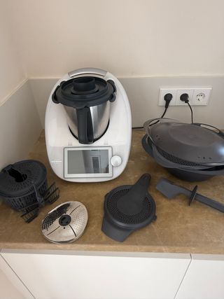 Thermomix TM6 con accesorios