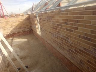 Ladrillo visto para construcción
