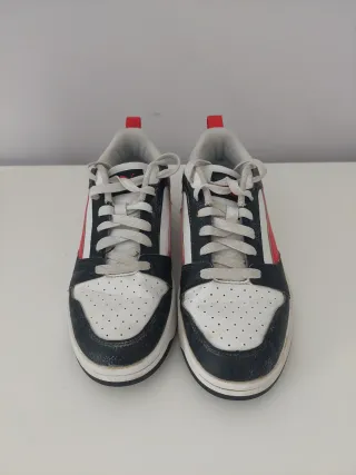Zapatillas Puma niño Blancas negras y Rojas