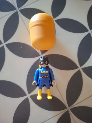 Kinder Sorpresa Batgirl Playmobil DC Comics