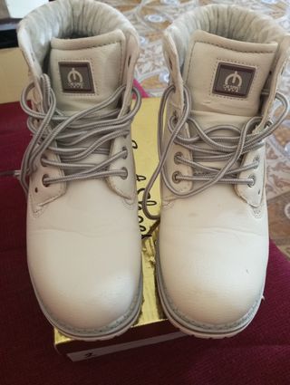 Scarponcini ON SPIRIT bianchi n. 37