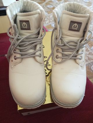 Scarponcini ON SPIRIT bianchi n. 37