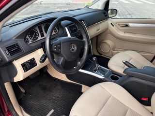Mercedes-Benz Clase B200 CDI Automatico 140CV