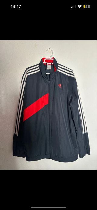 Chaqueta Adidas Talla L Negra y Roja